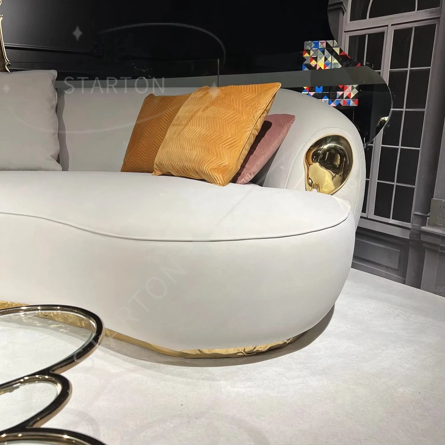 Luxury Modern Designs Living Room Furniture White Beige Hammered Brass Latest Sofa Set