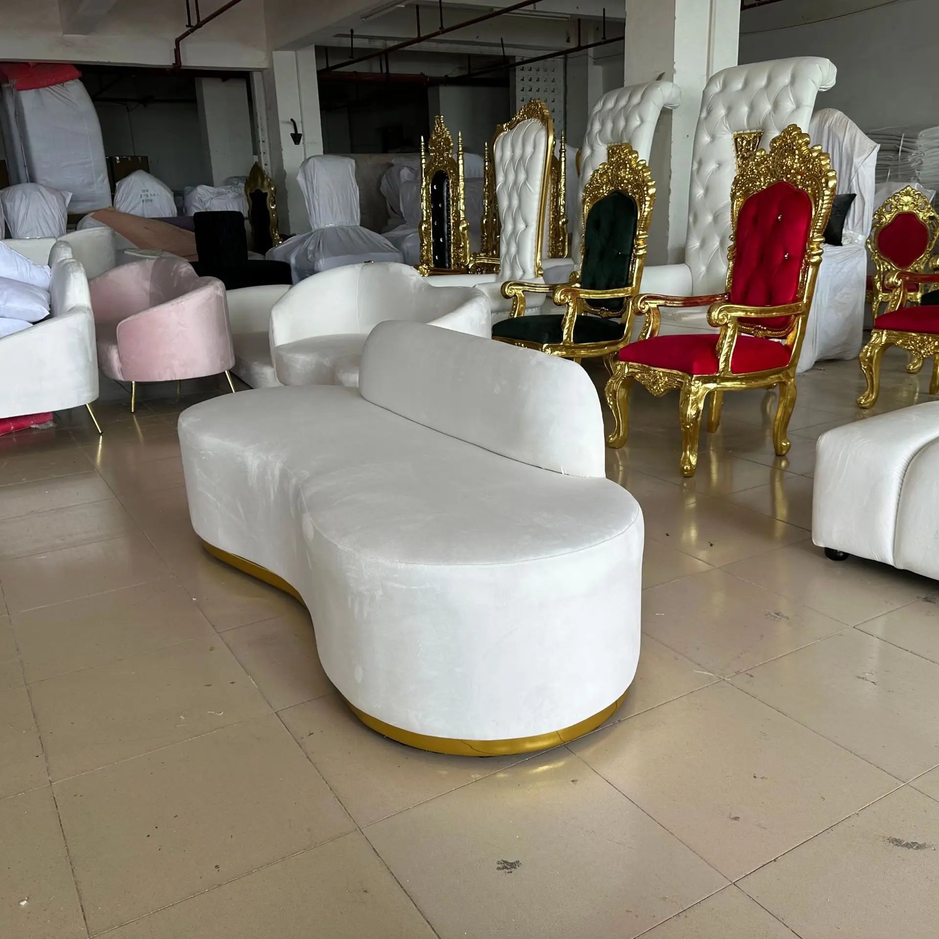 M183 Manufacturer customizes special-shaped fabric sofa office reception sofa living room light luxury wedding sofa