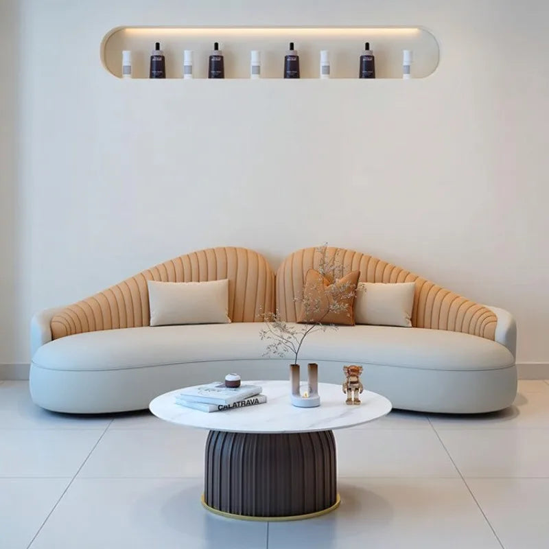 Italian Minimalist Designer Curved Sofa Nordic Creative Beauty Salon Lounge Reception Sofa Office Furniture أثاث مكتبات FYOS