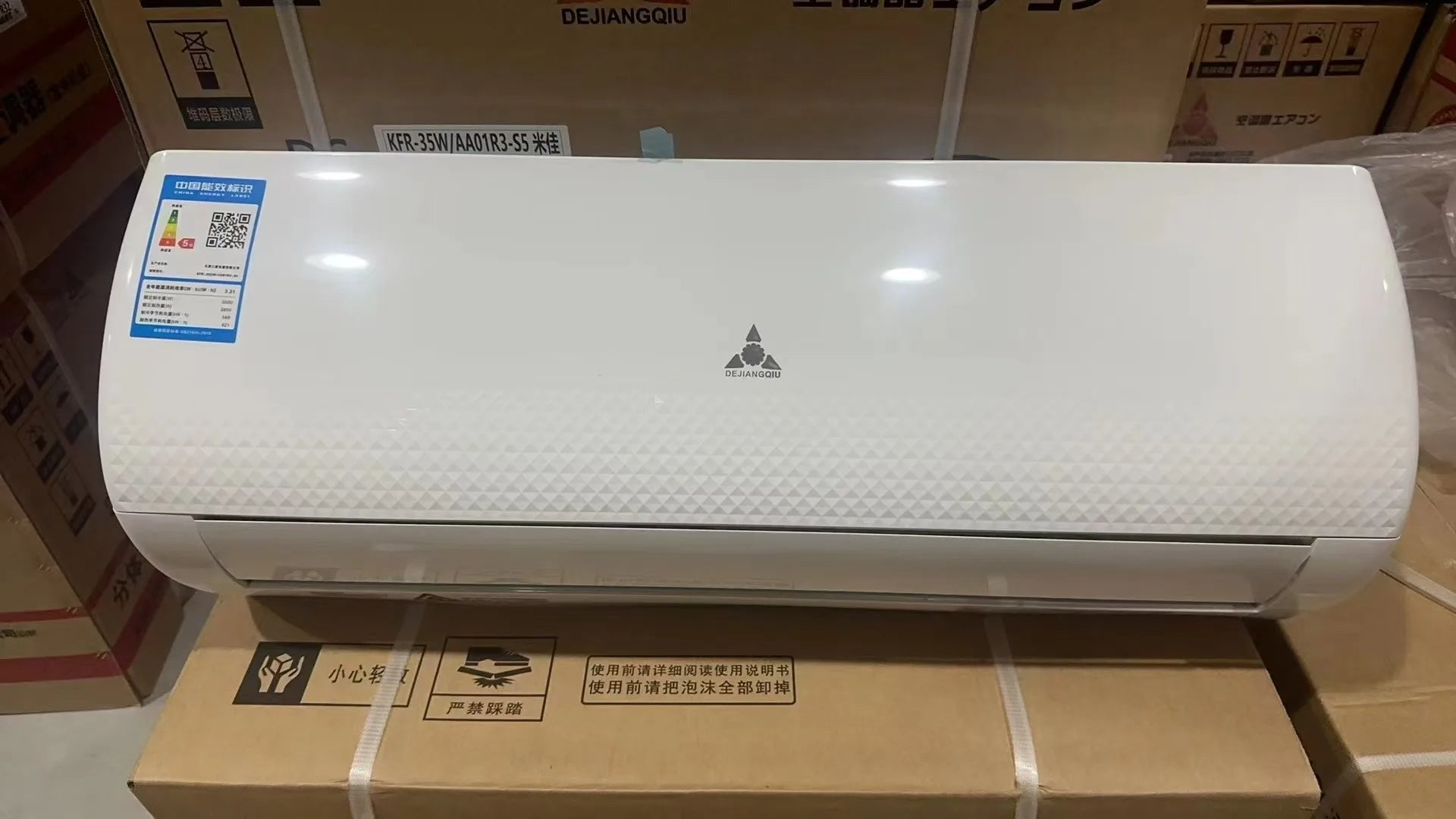Class A+++ High Quality 9000btu Split Wall Mounted Air Conditioner 110v 220v Variable Frequency  and RV Application