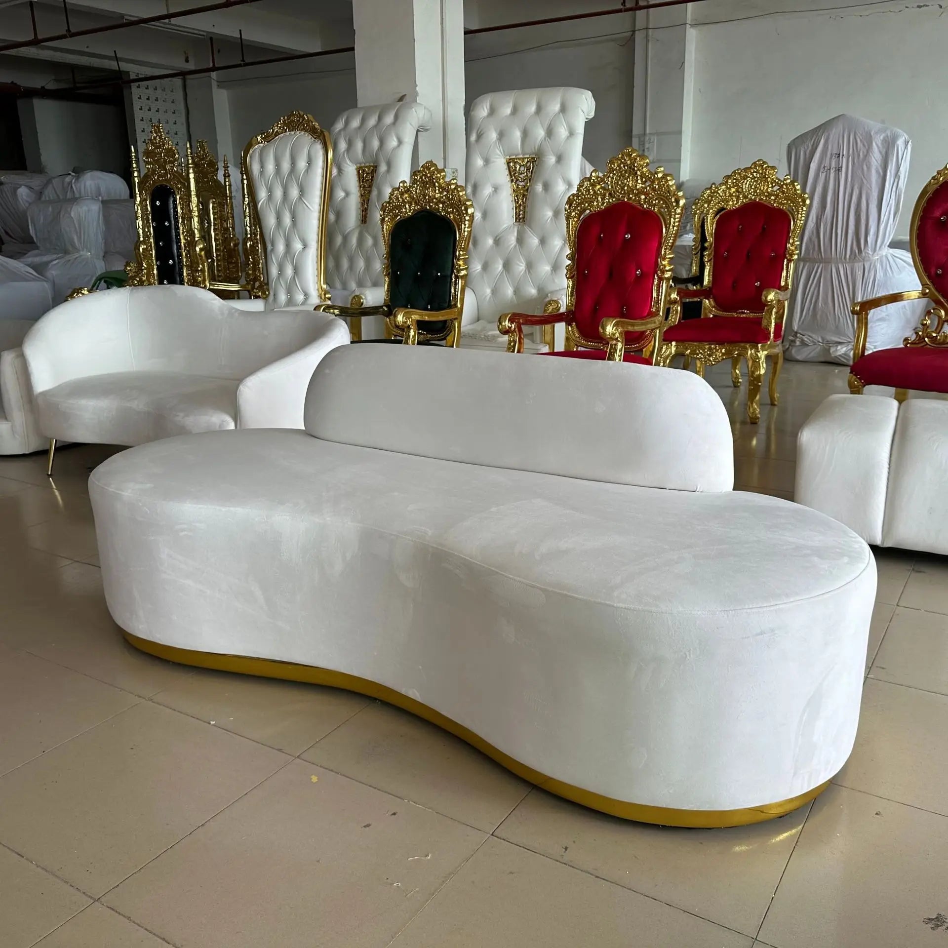 M183 Manufacturer customizes special-shaped fabric sofa office reception sofa living room light luxury wedding sofa
